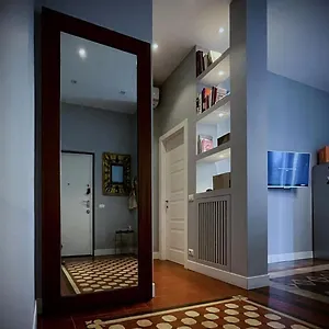  Appartamento A Casa Di...