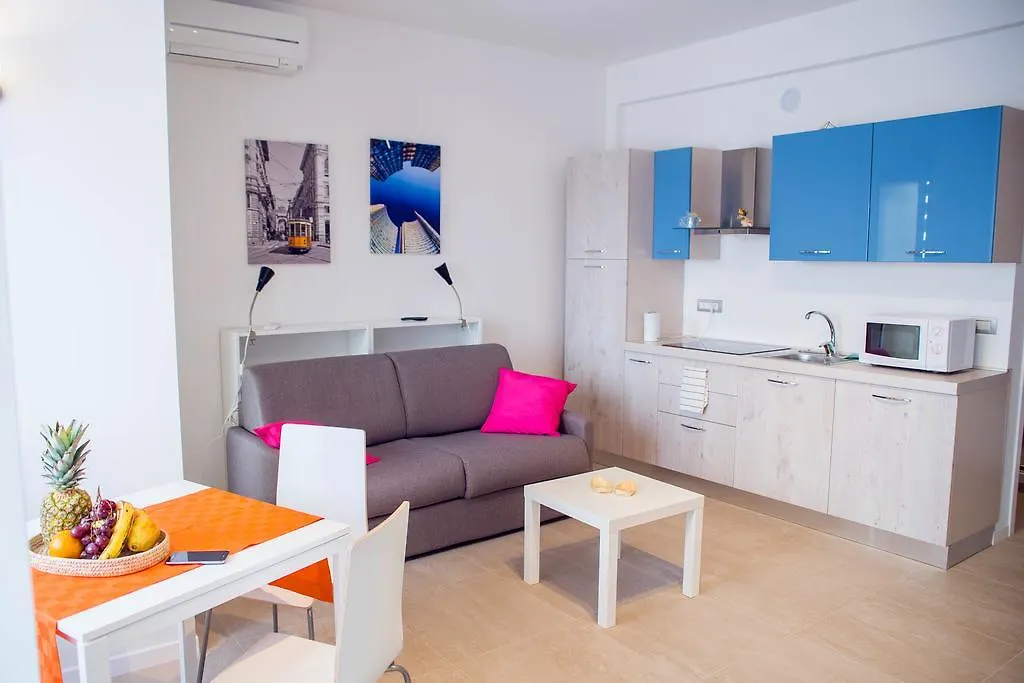 Loreto - Colorful Studio Daire Milano İtalya
